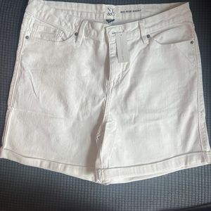 Women white New York & Co Shorts